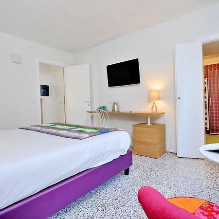 Guest House Viaroma San Severino Marche Buitenkant foto