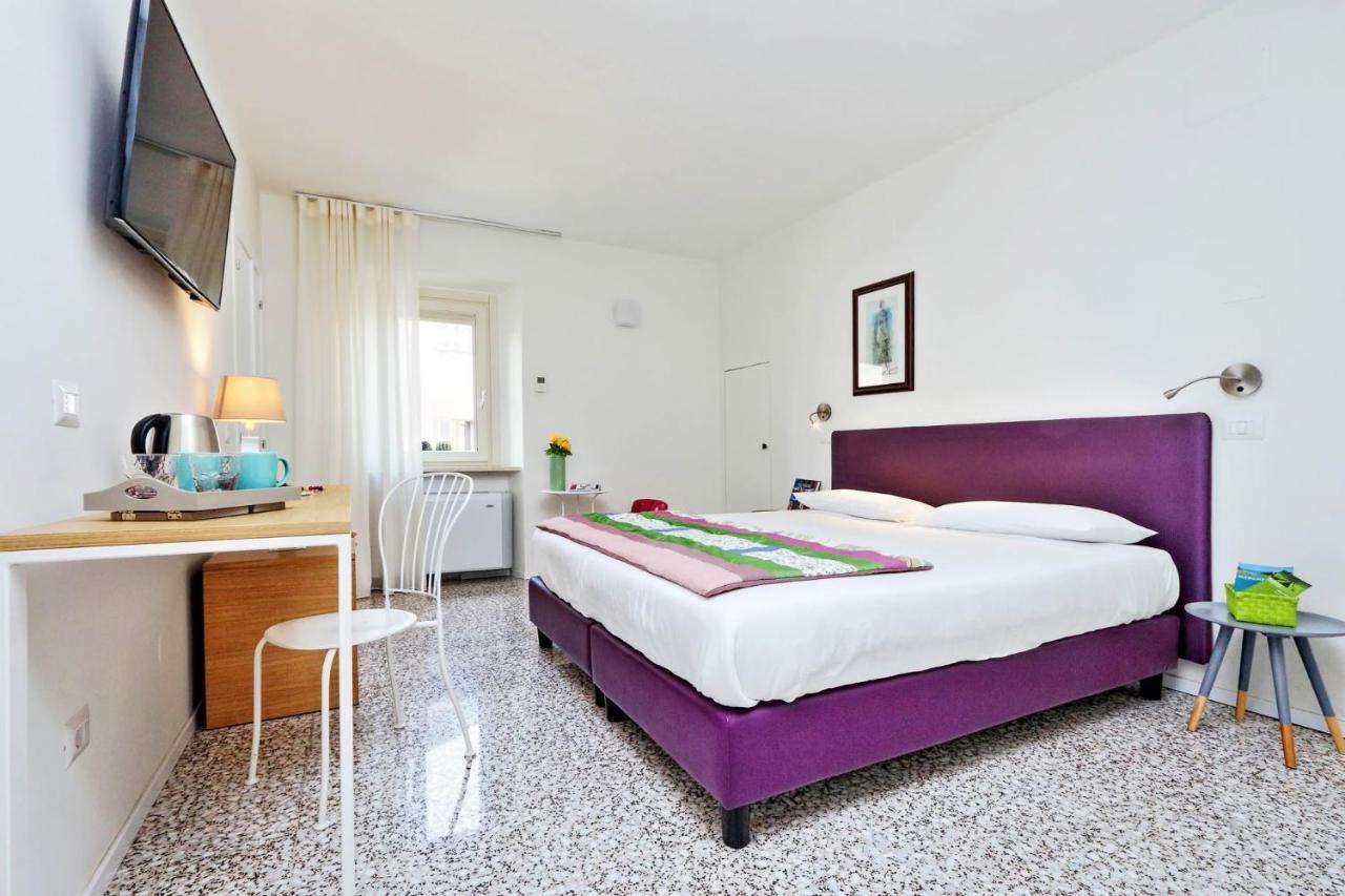 Guest House Viaroma San Severino Marche Buitenkant foto