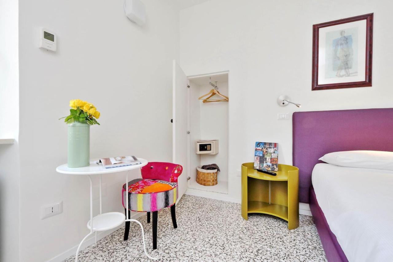 Guest House Viaroma San Severino Marche Buitenkant foto
